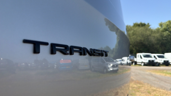 Ford Transit Custom 320 L2 Diesel Fwd 2.0 EcoBlue 136ps H1 Double Cab Van Limited Auto - Image 38